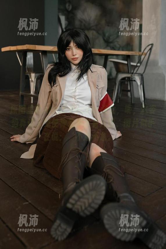 原图里的Alina Becker修女,呃,这姿势真让人鬼使神差地多看几眼,图片似乎在说:‘不急不急。’-枫沛玥 原图里的Alina Becker修女,呃,这姿势真让人鬼使神差地多看几眼,图片似乎在说:‘不急不急。’-枫沛玥